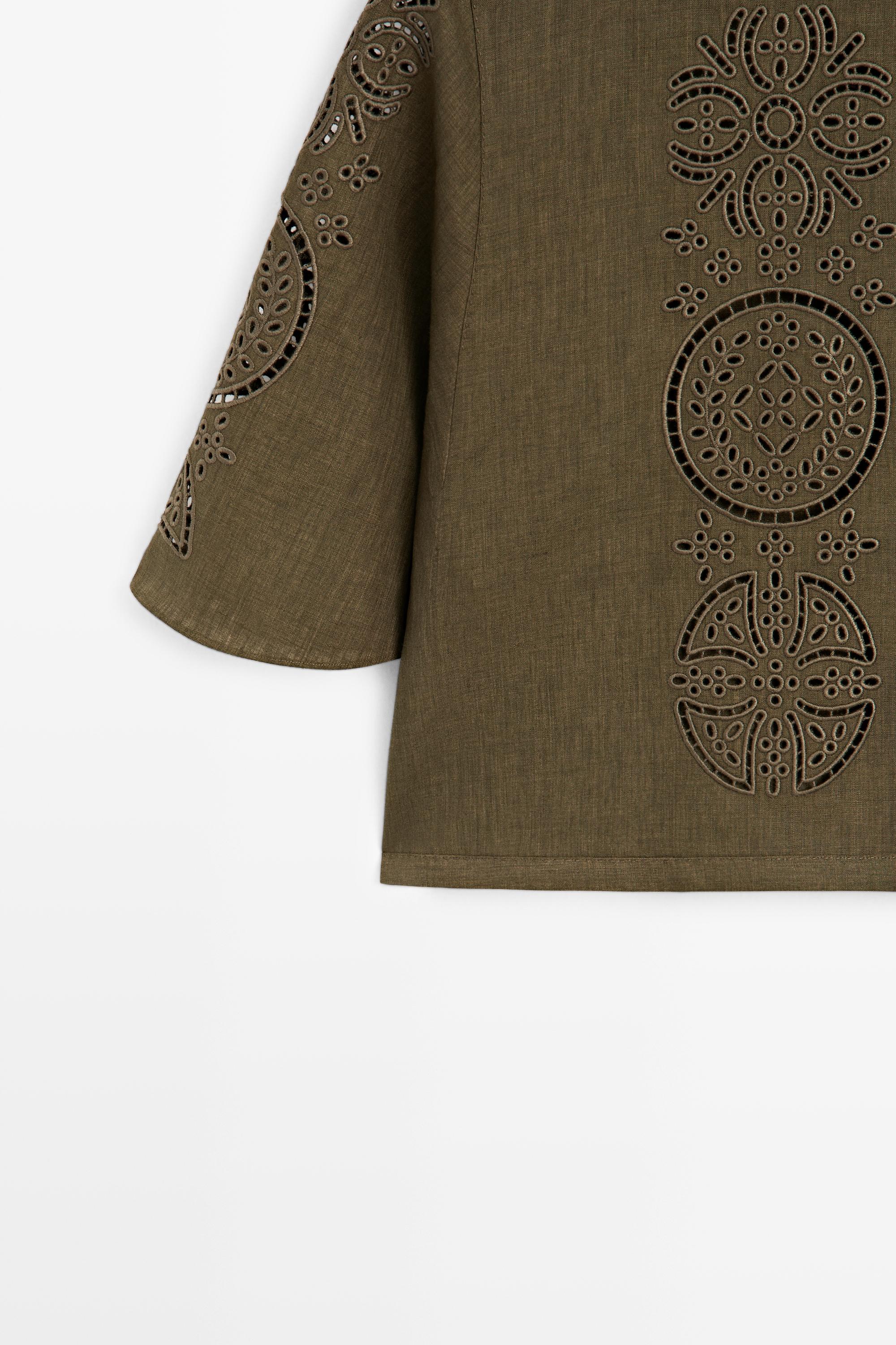 Linen blend blouse with embroidered details